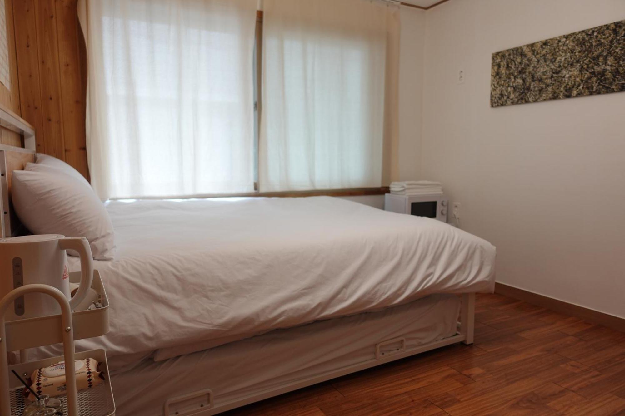 Hostel Jl In Chung-Jeong Сеул Экстерьер фото